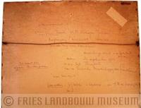 97-032a.jpg; FLM-97-032; Foto in lijst van H.M. Juliana op proefboerderij Wielzicht bij het eeuwfeest van Friesche Maatschappij van Landbouw in 1952; foto